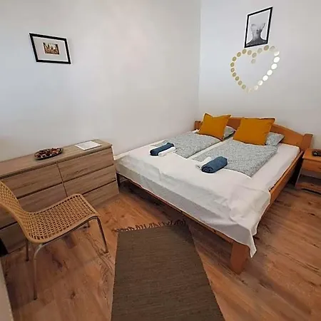 Milla Aparthotel Eger